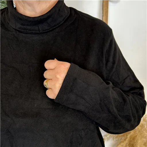 Pull Basique Doux Noir - Bleu Clair